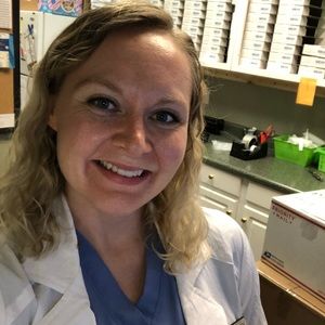 Meet your Posher, Dana